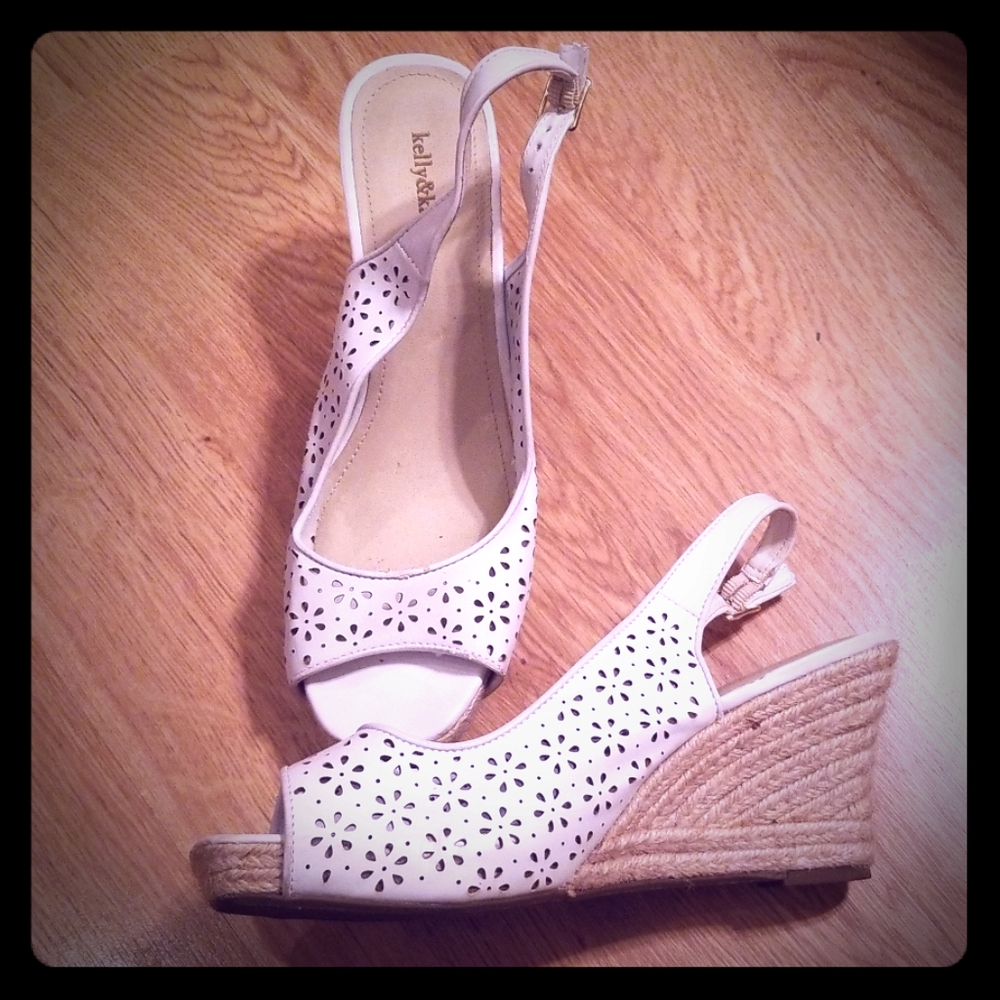 White Wedges